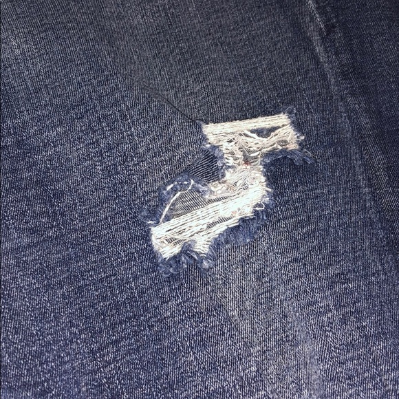 AE Jeans - Picture 3 of 8